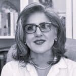 نازی اکبری